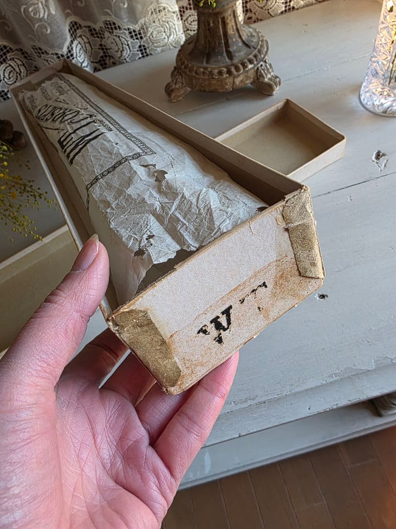 フランスアンティーク 19世紀 アンティークコルセット箱　南フランス