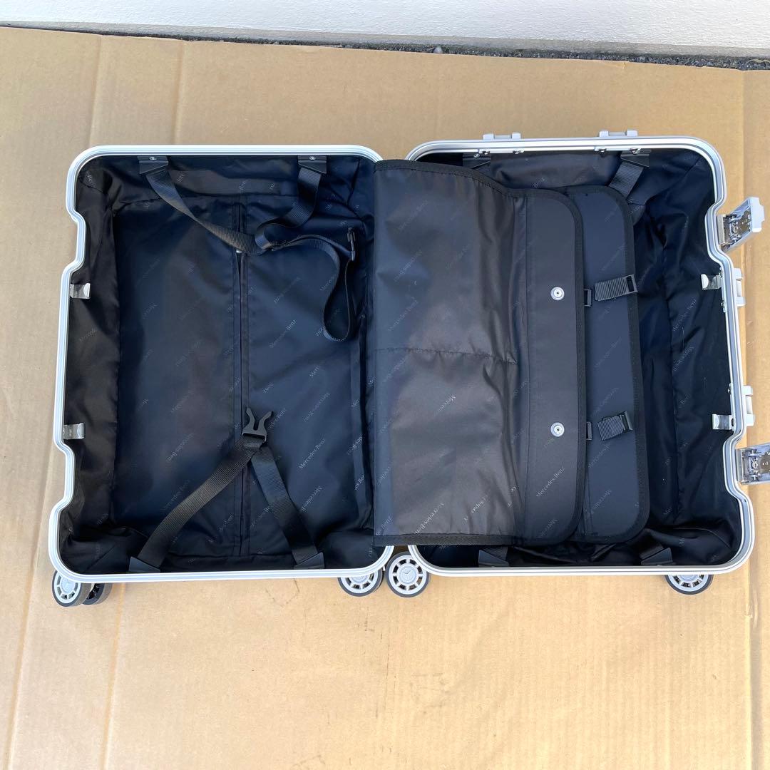 メルセデスベンツ オリジナル アルミ スーツケース TSAロック 四輪 シルバー