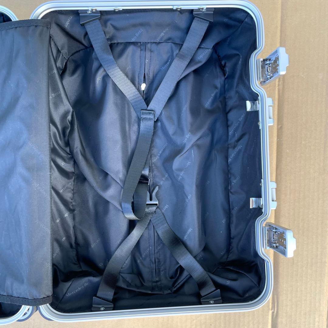 メルセデスベンツ オリジナル アルミ スーツケース TSAロック 四輪 シルバー