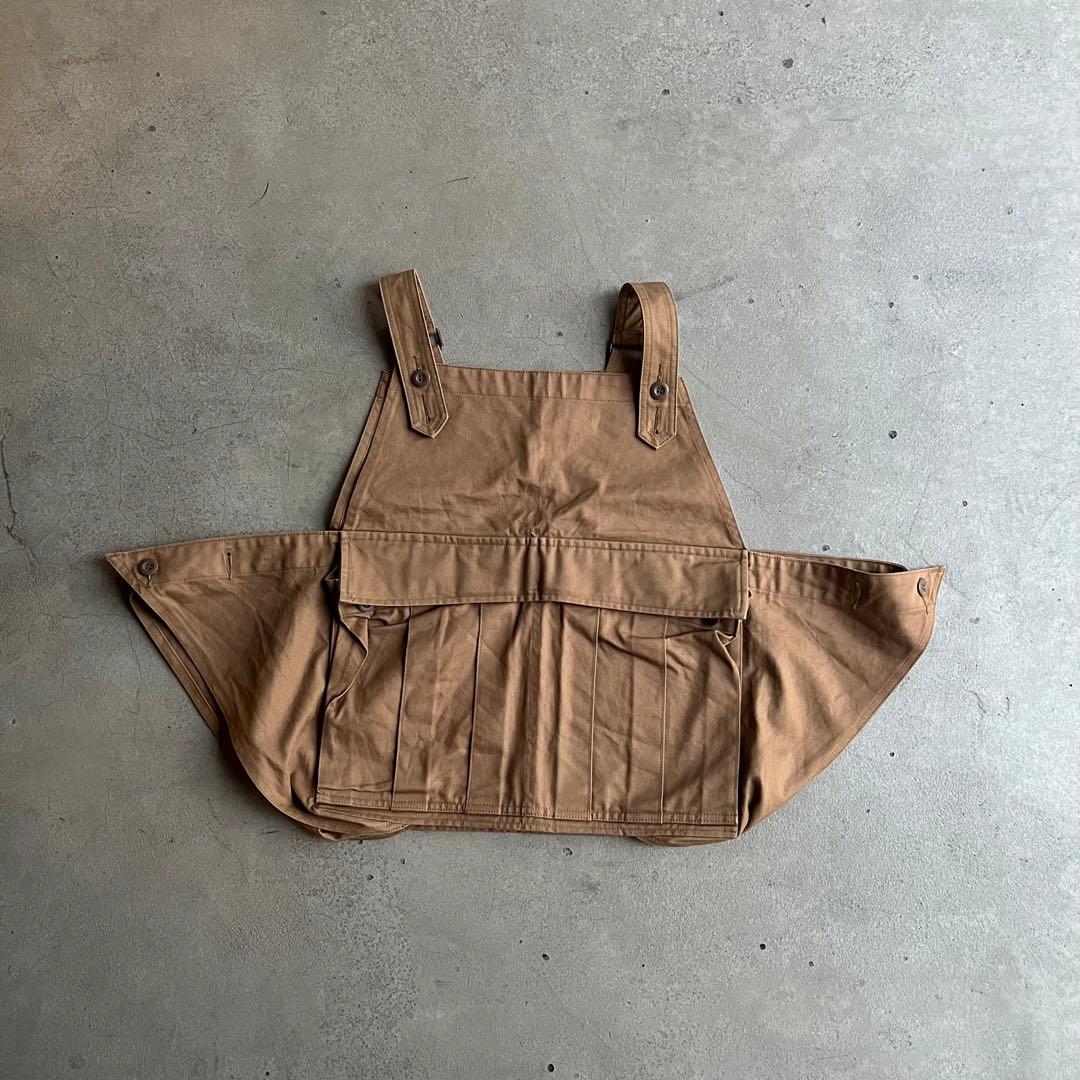 BROWN by 2-tacs ブラウンバイツータックス　ベスト