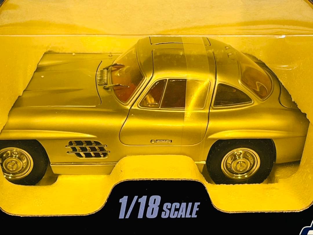 京商 1/18ミニカー メルセデスベンツ 300SLシルバーダイキャスト7005