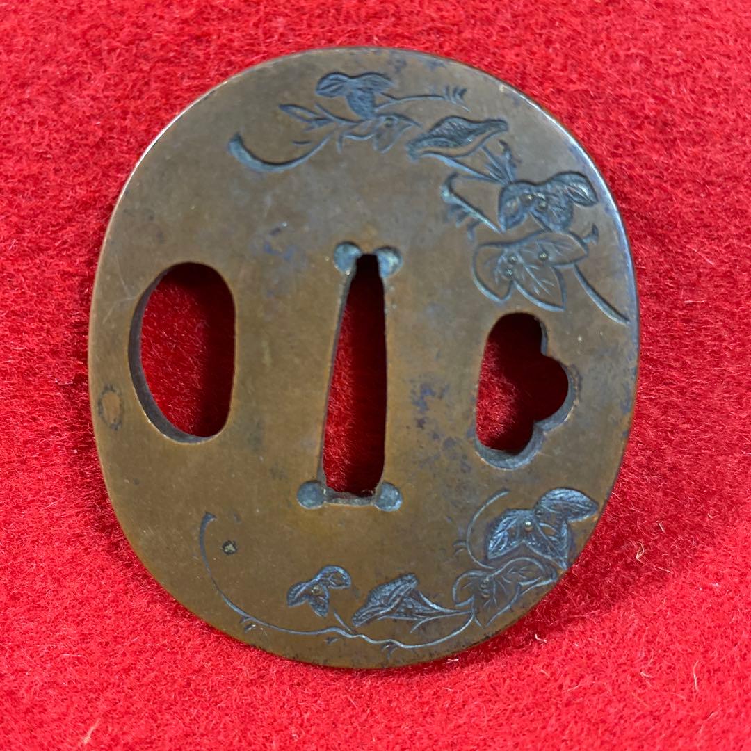 Bー3 日本刀の鍔（つば）　武具　銅製　美術品　工芸品　アンティーク　刀装具