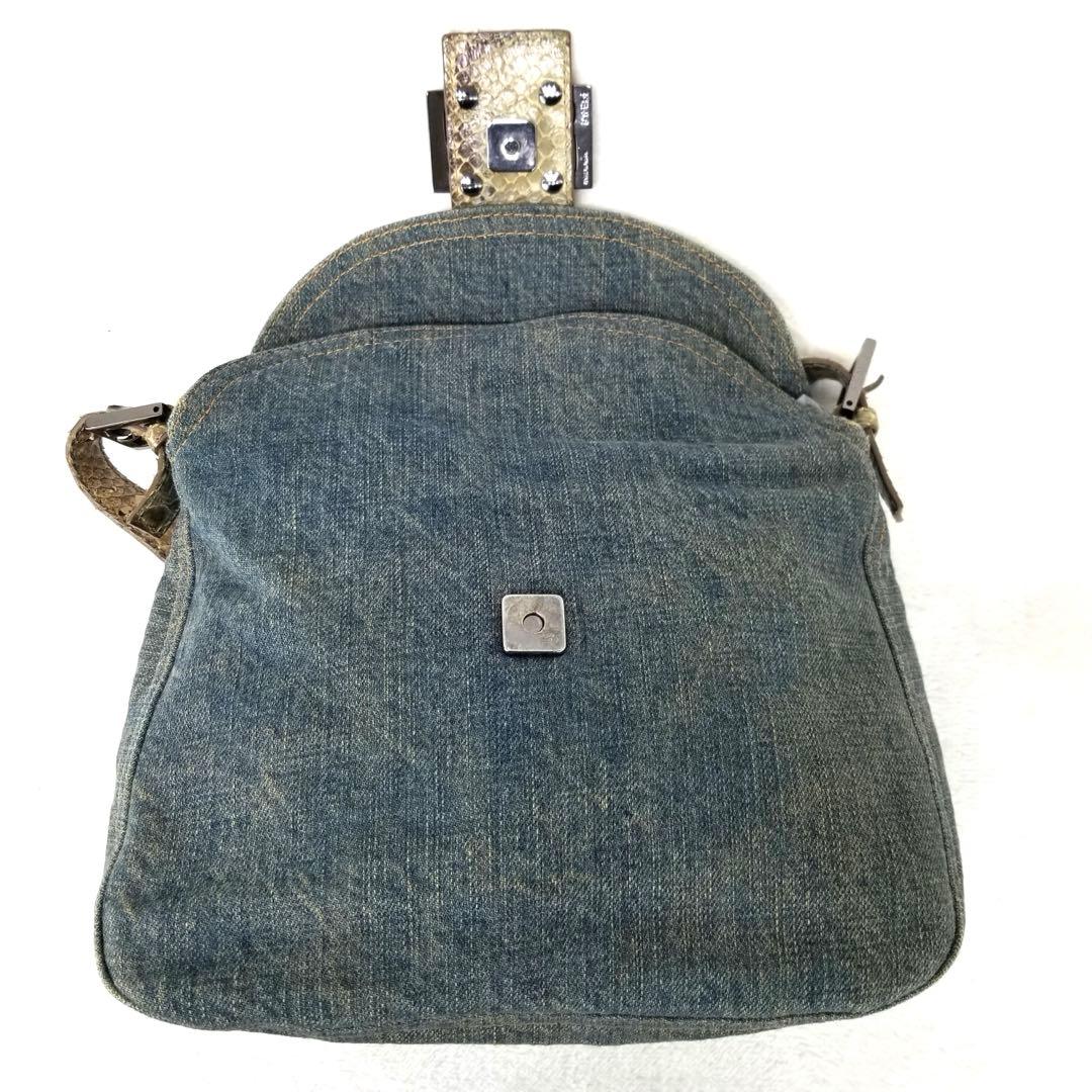 FENDI マンマバケット デニム×パイソン ショルダーバッグ　ミリタリグリーン