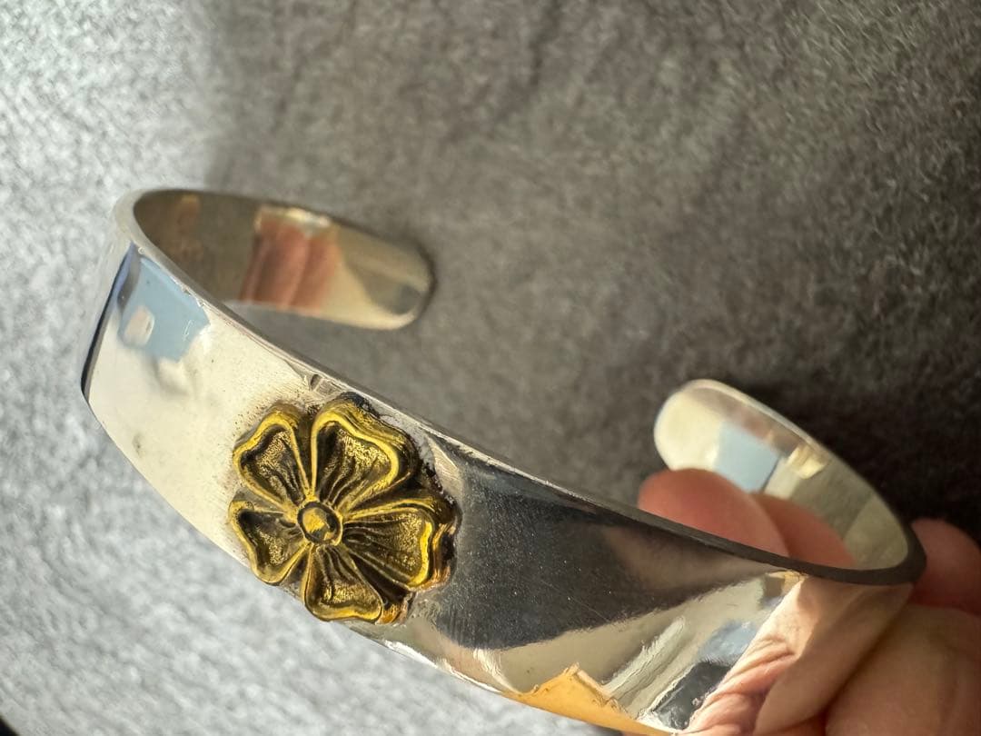 シルバー925 平打ちバングル　ローズ　花　シルバーバングル　ネイティブ