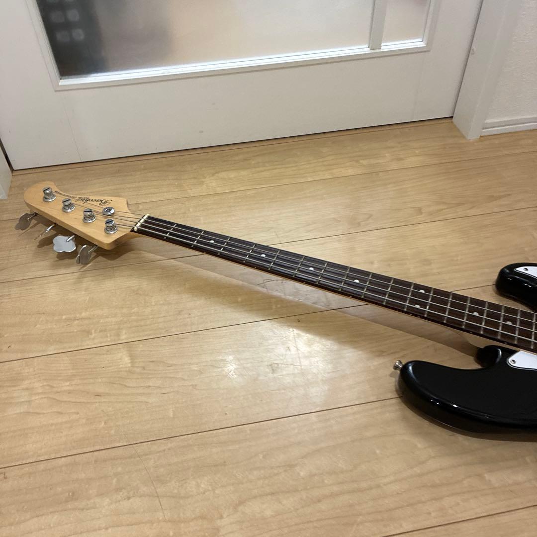 ブラック！バッカス　ユニバースシリーズ　ジャズベースタイプベースギター　調整済み