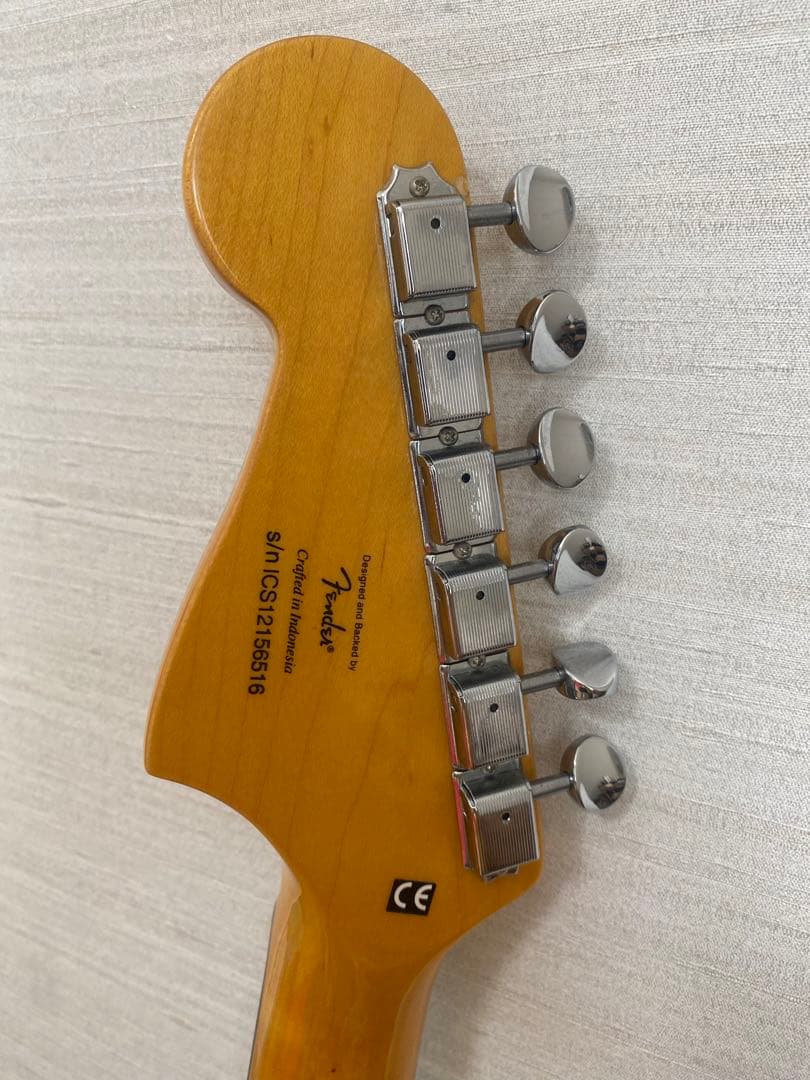 【ぺ】Squier by Fenderジャズマスター