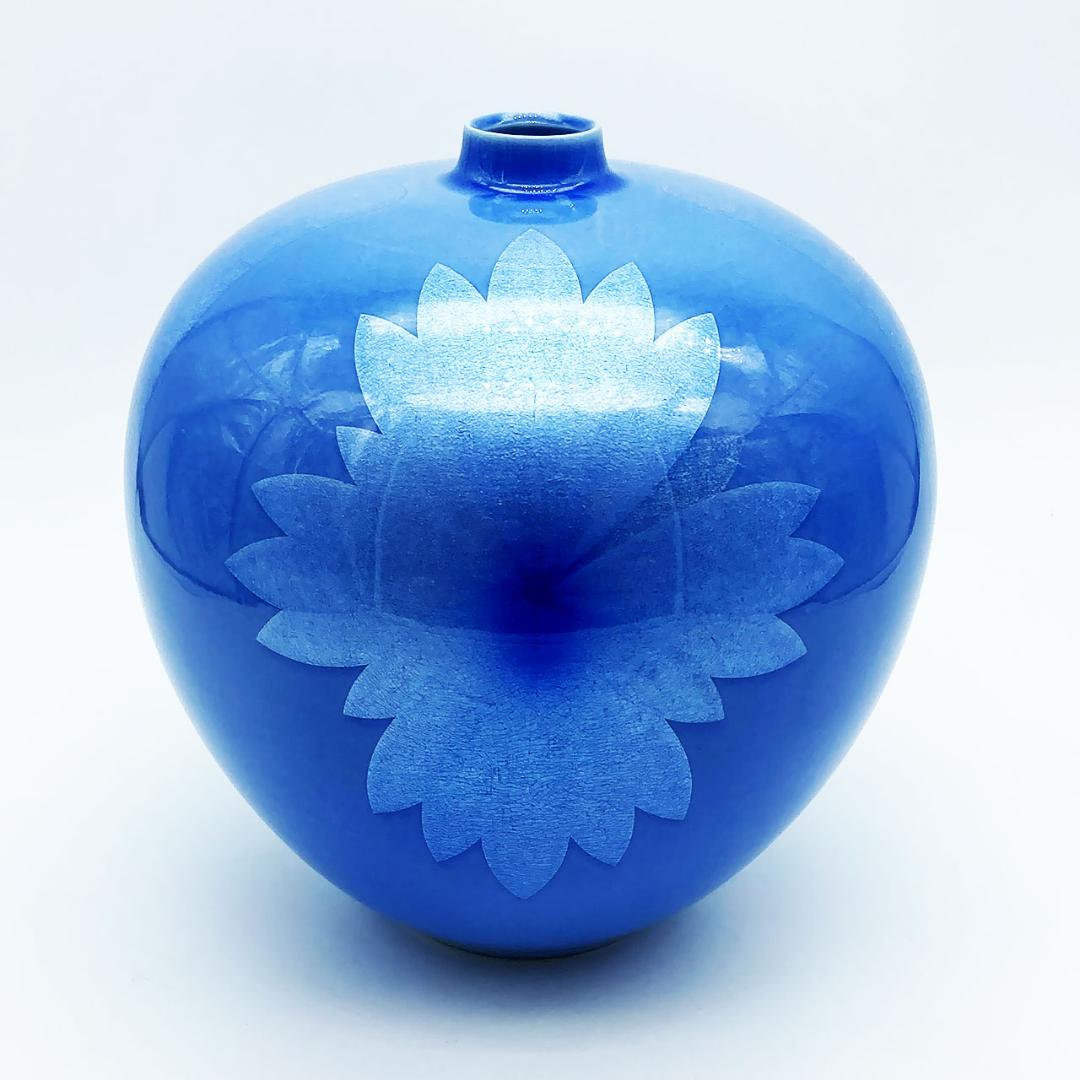 九谷焼 石川県指定無形文化財 中田一於 淡青釉裏銀彩 花文 壷 花瓶 作家