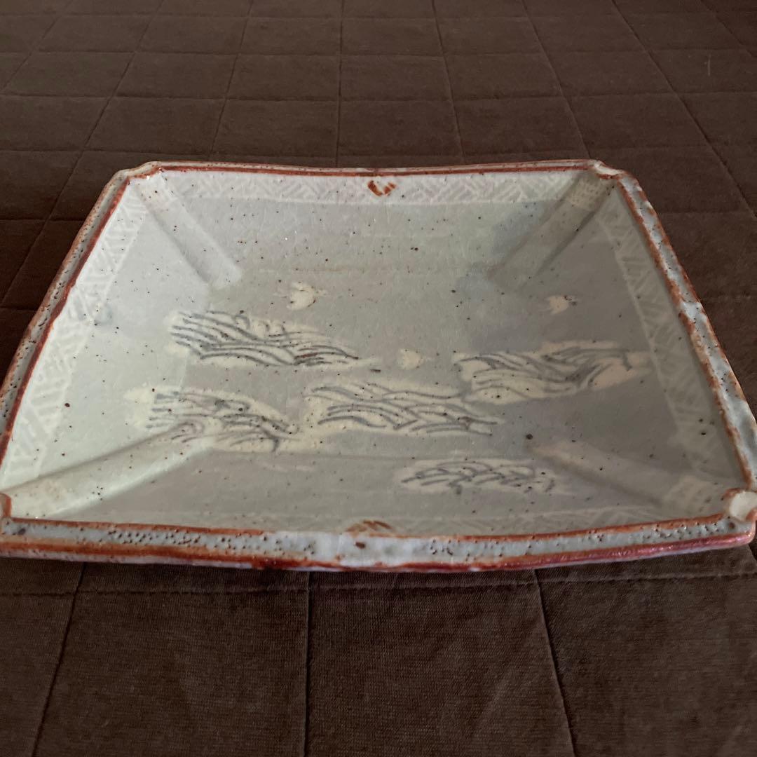 利茶土ミルグリム　鼠志野 角皿　鼡志野茶道具裏千家　共箱あり　波千鳥