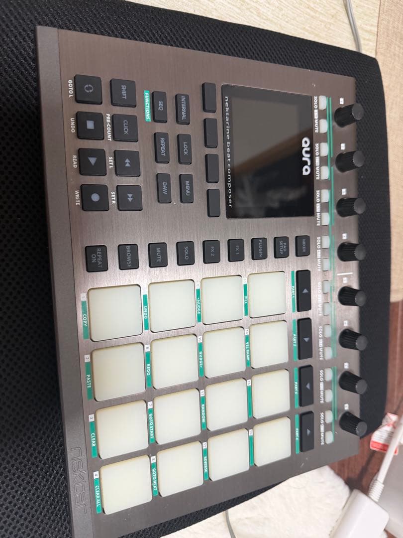 Nektar Aura Beat Composer コントローラー　本体のみ