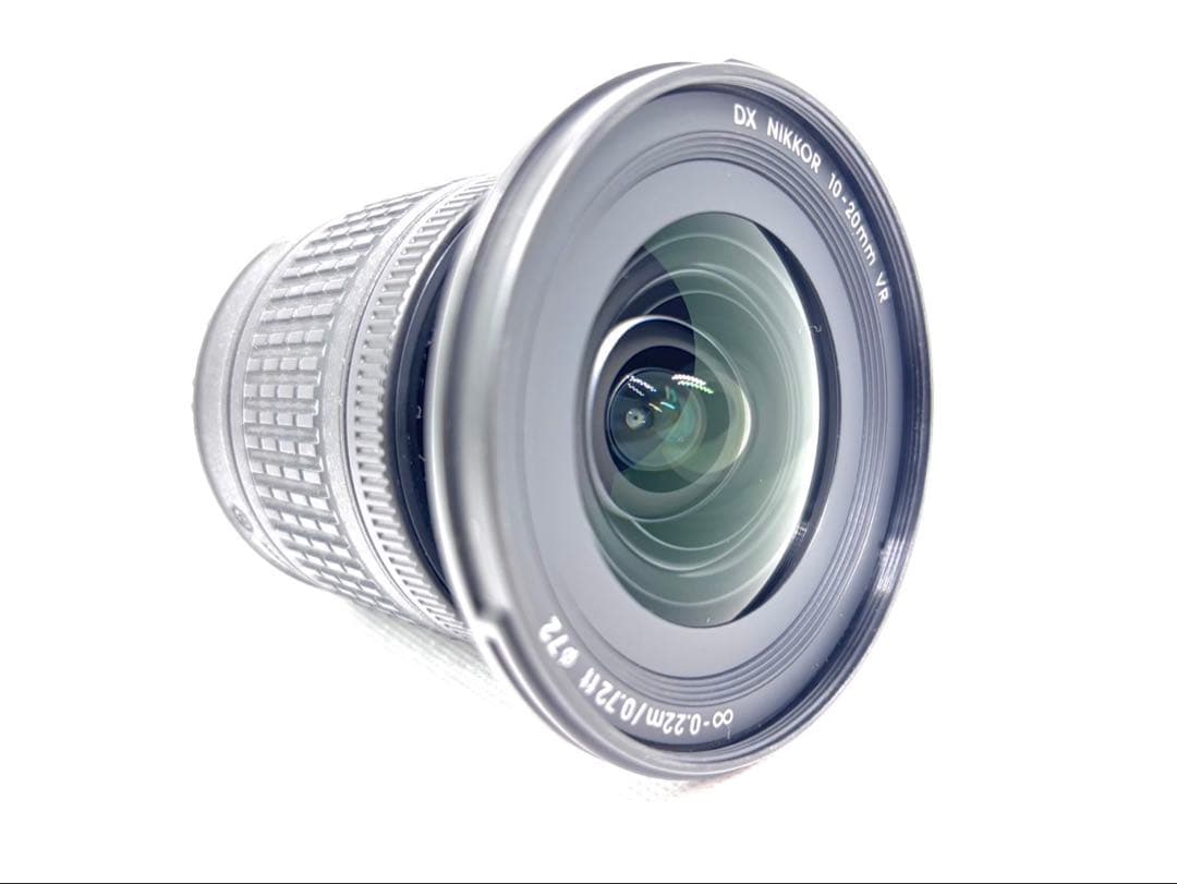 【ほぼ新品 外箱】ニコン Nikon D5600 広角ダブルキット　S6300回