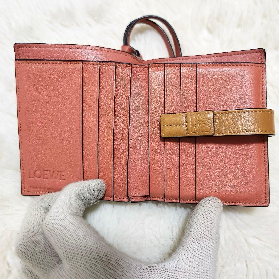 ✨極美品　正規品✨ロエベ　二つ折り　コンパクトジップウォレット　アナグラム　ロゴ