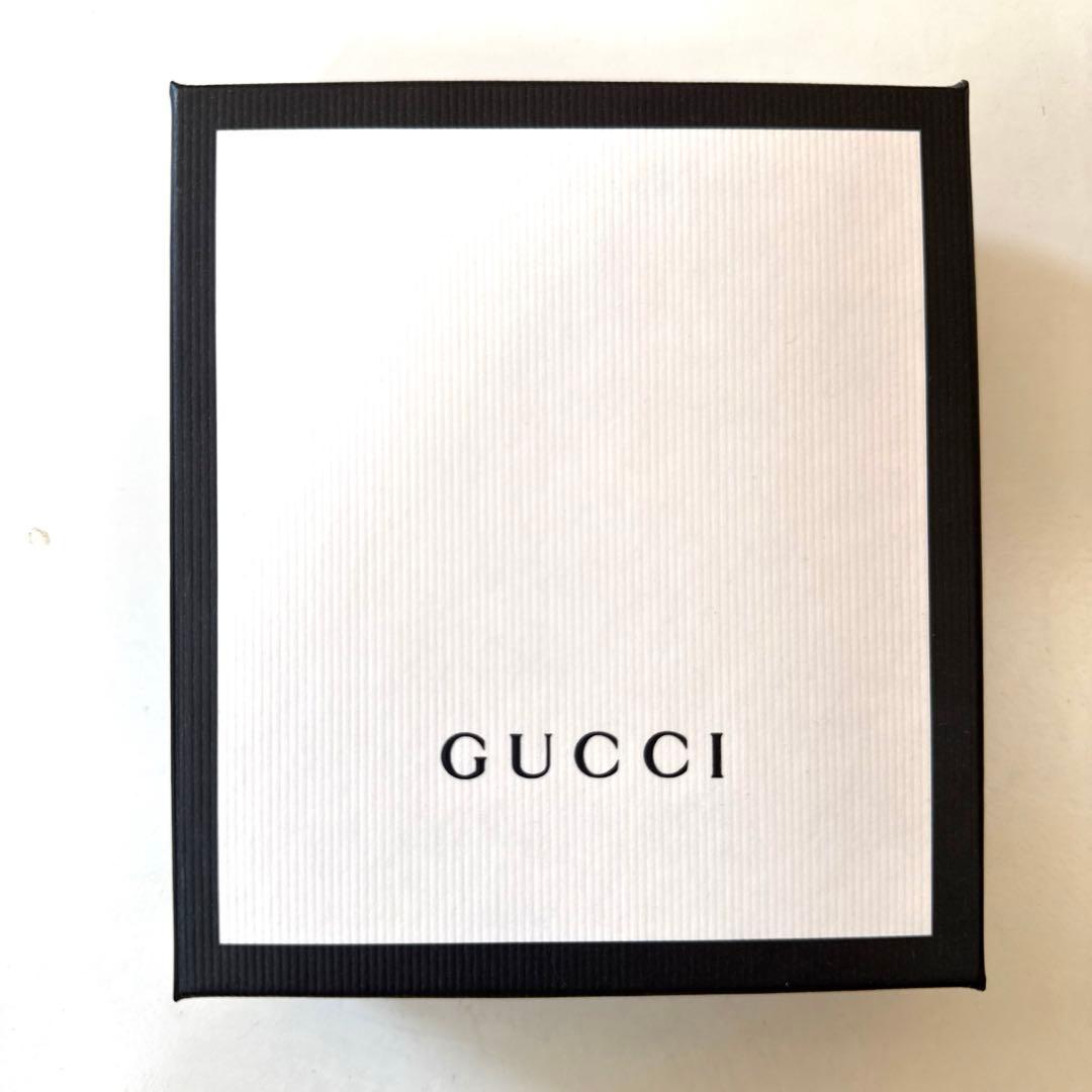 Gucci ブラックレザー 三つ折り財布　黒