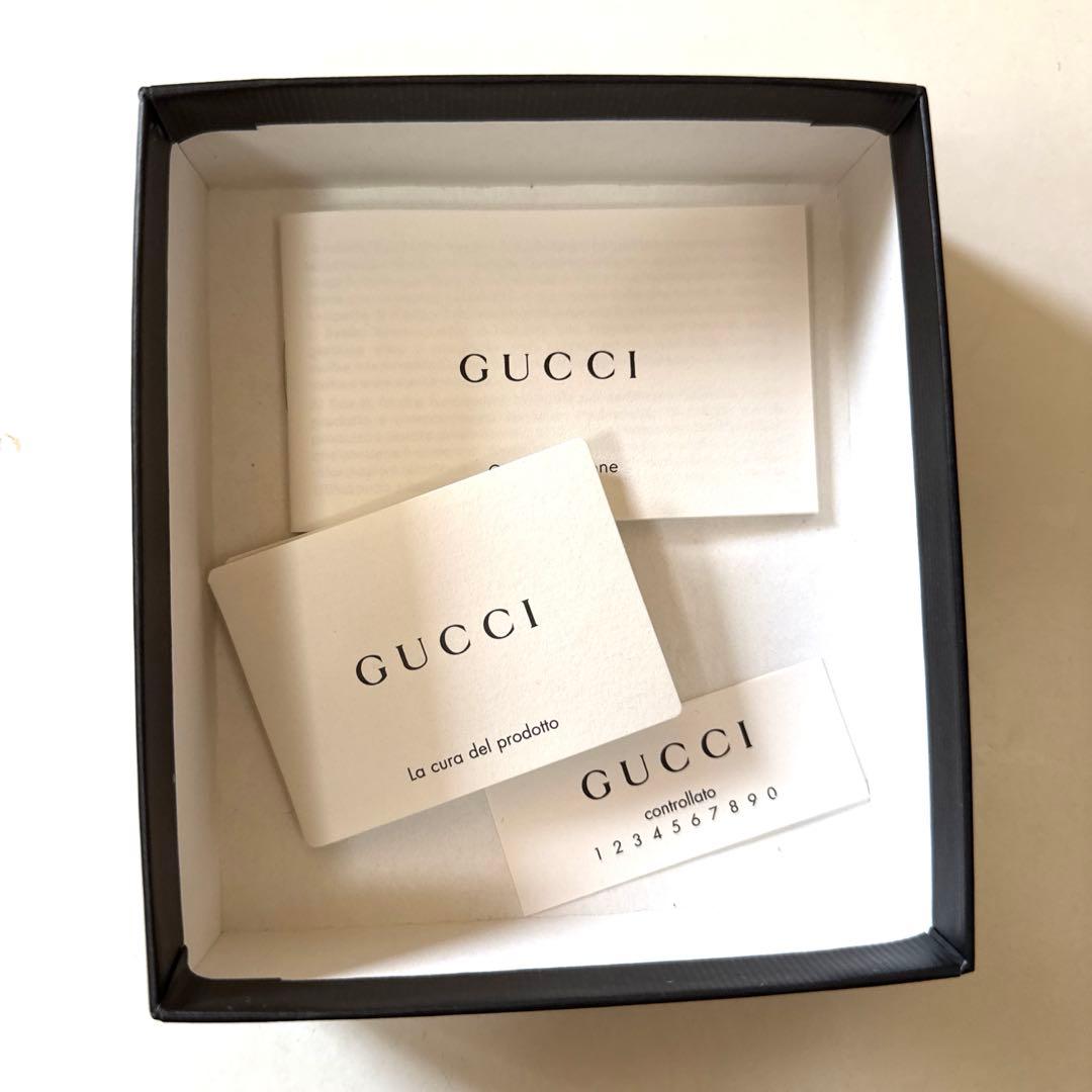 Gucci ブラックレザー 三つ折り財布　黒