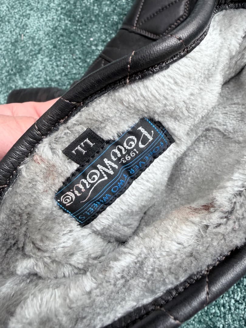 POWWOW/パウワウ グローブ　防寒　バイク　 ブラック L