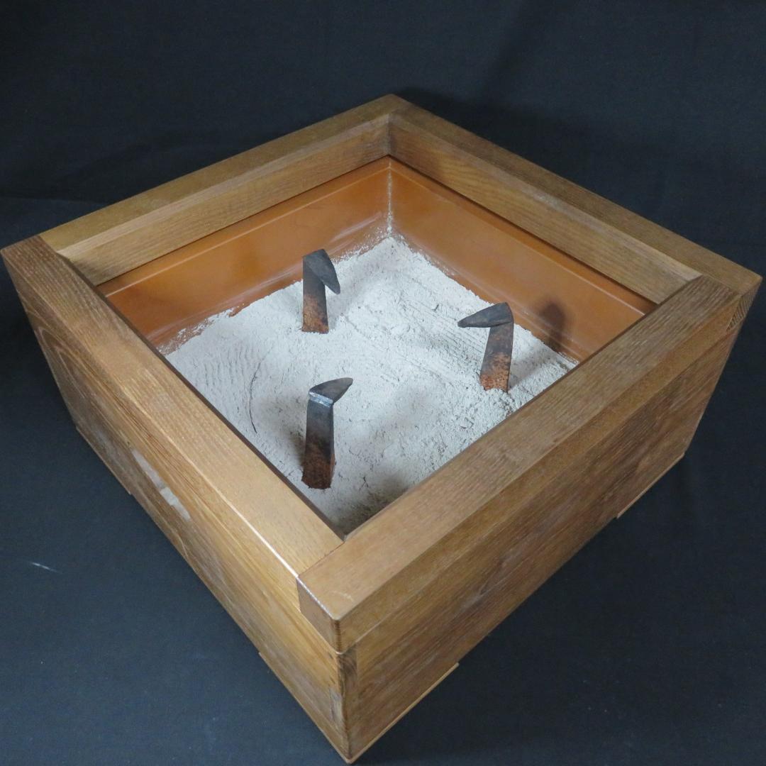 角火鉢 五徳付き 欅 けやき 鬼爪 内銅 火鉢 手あぶり 囲炉裏 茶道具