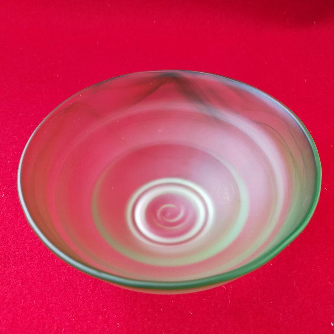 硝子茶碗　関吉昭作　茶道　平茶碗　黄緑色　耐熱処理ガラス【中古美品】