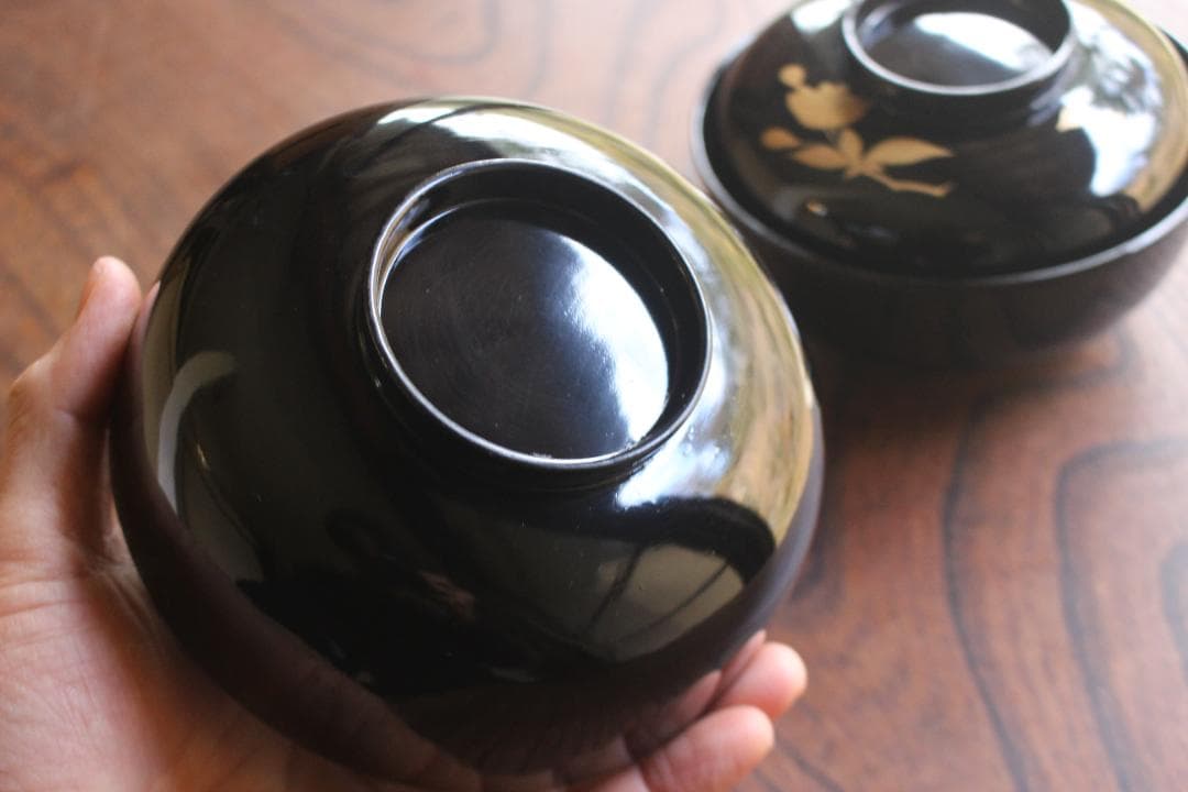 極小傷あり！時代黒漆に優美な貝合桜蒔絵の映える煮物椀2点（検輪島塗雑煮椀