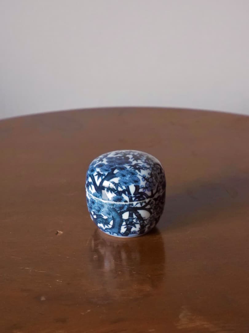 「19日まで掲載」五良大甫　呉祥瑞造　染付　松竹梅　茶器　茶入れ Q2253