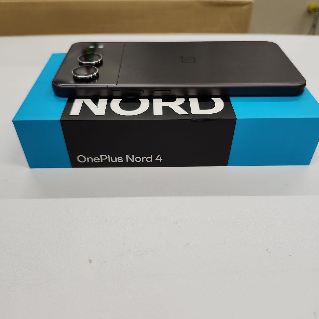 ☆OnePlus Nord 4 オプシディアン ミッドナイト 美品 オマケ付き☆