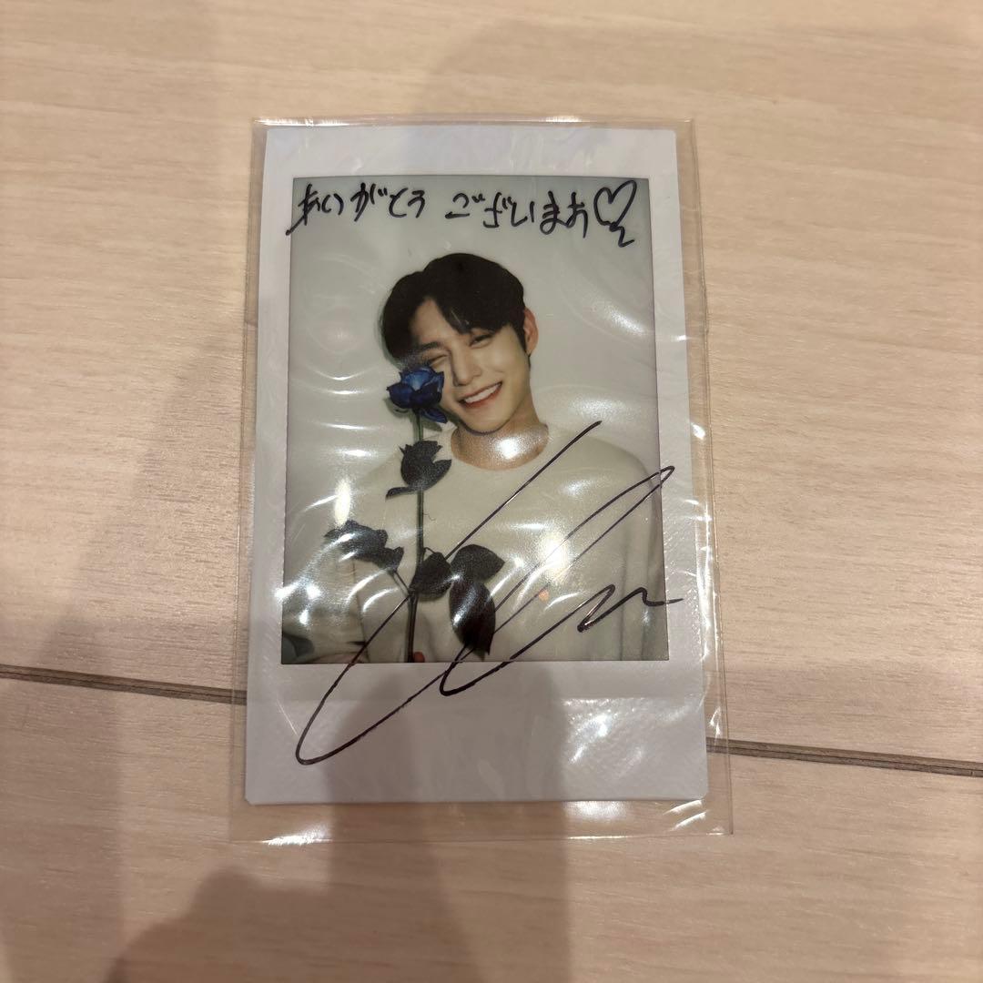 zb1 キムジウン 直筆サイン入りチェキ