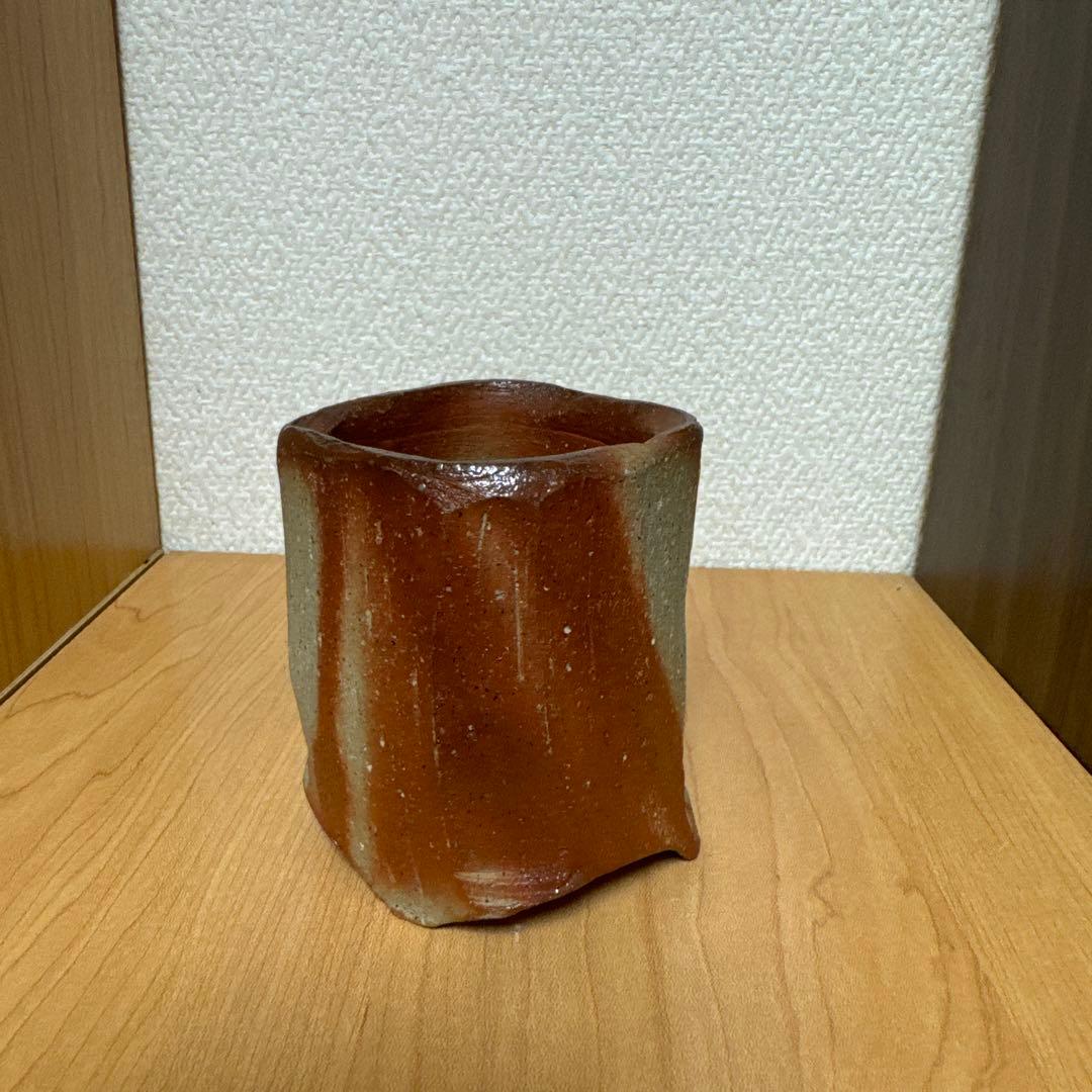 クリストファー　レイヴェンホール　備前焼　四方三ツ足湯呑