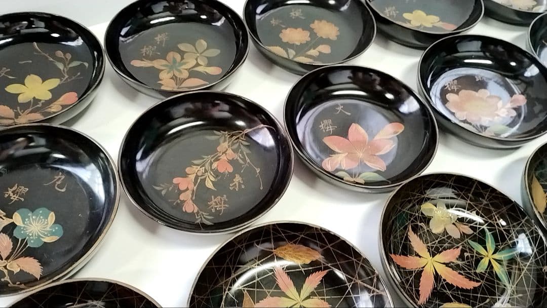 花見皿　桜の漆小皿20枚　漆　桜づくし　銘々皿　蒔絵　桜　骨董　VINTAGE