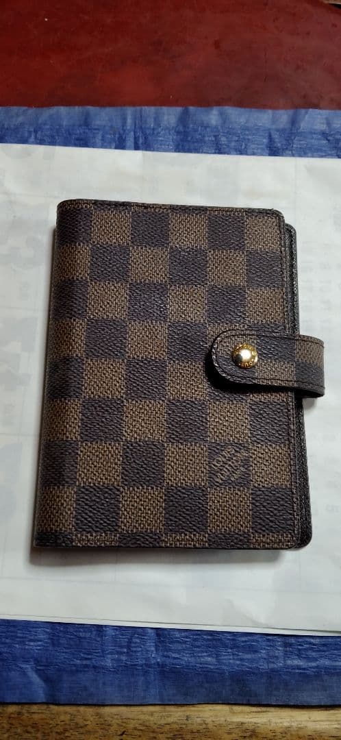 ヴィトンの手帳