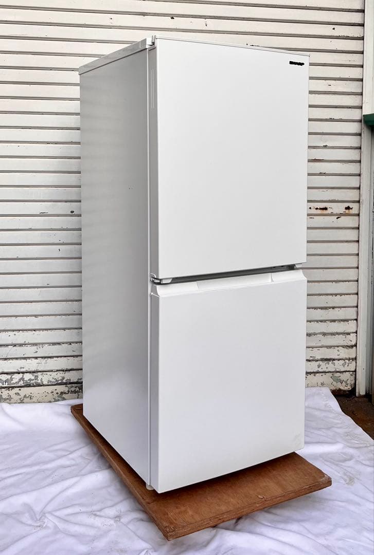 ②【送料無料】SHARP 冷蔵庫 152L SJ-D15K-W 2023年