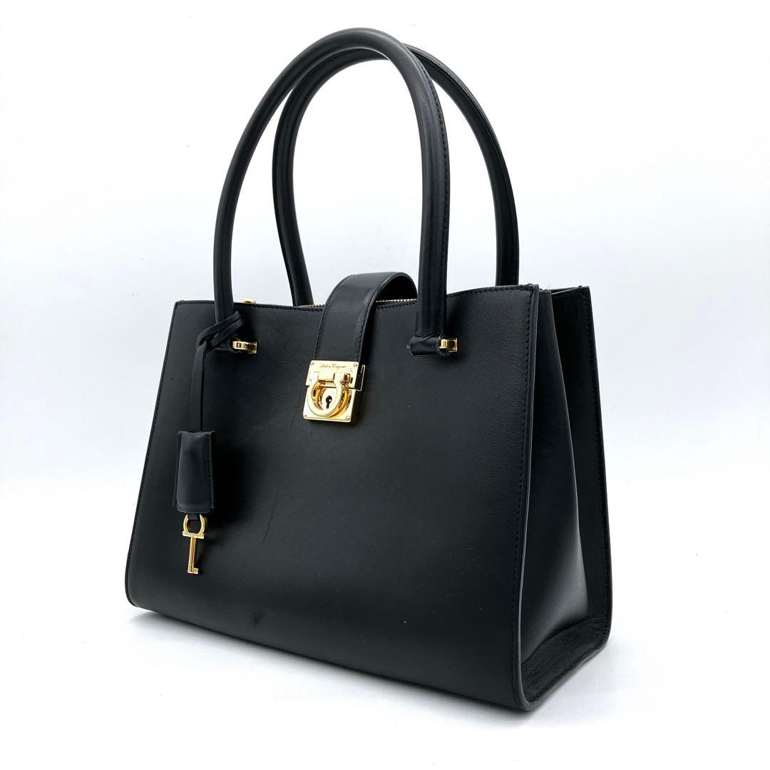 専用【Salvatore Ferragamo】ハンドバッグ　ジュリエット