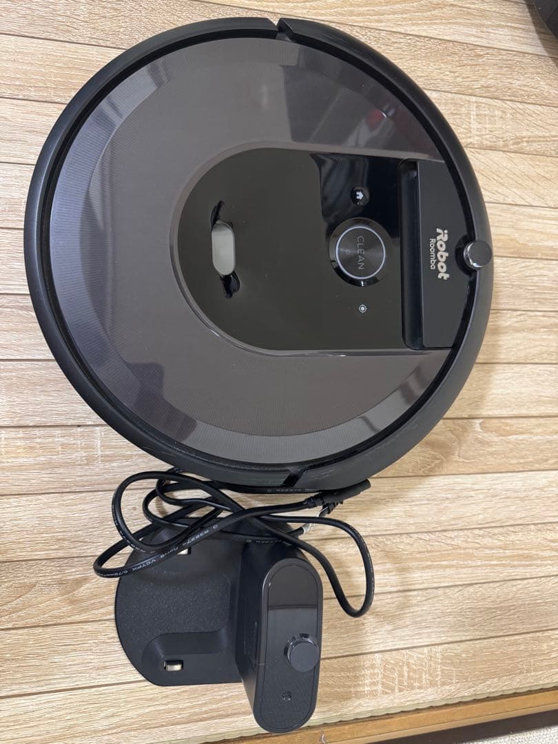 iRobot Roomba i7 本体 充電ドック付き