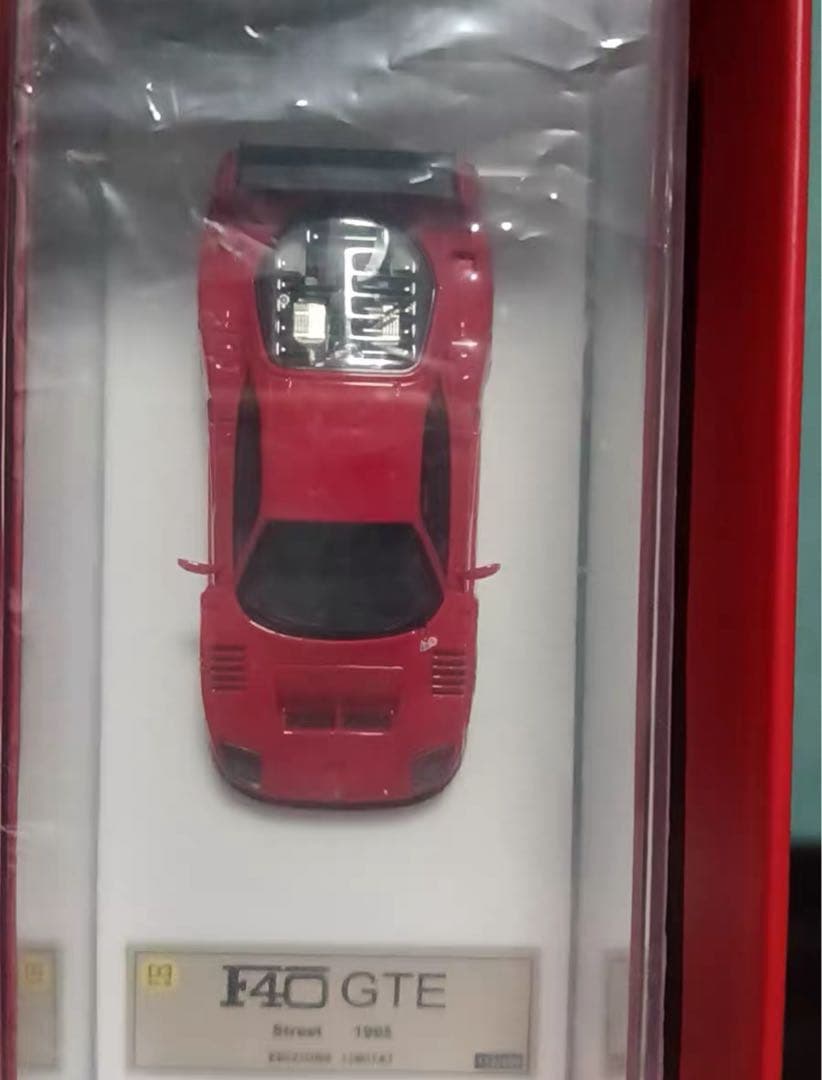 F40 GTE 1995 赤　1/64 ミニカー