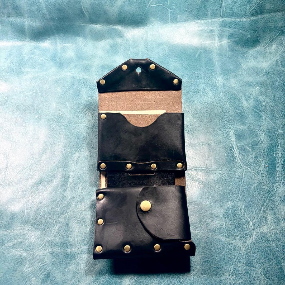 コンパクト　革　財布　クロムエクセル　レザー　黒色　ギボシ　真鍮　ハンドメイド①