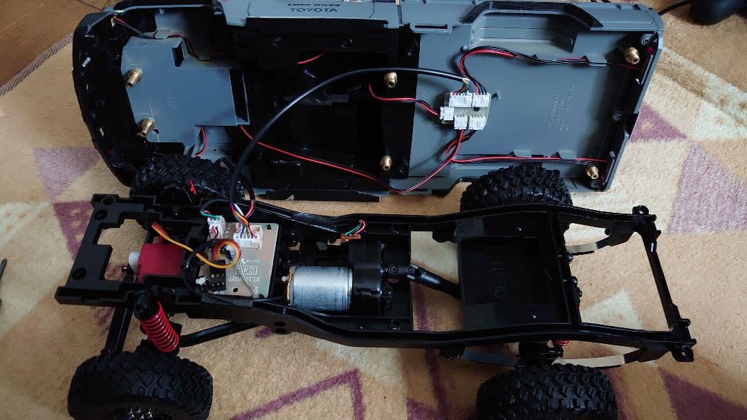 ホビーラジコン MN82