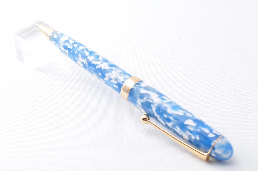 新品✨ ハンドメイド　ボールペン 大西製作所 手作り 【空色】