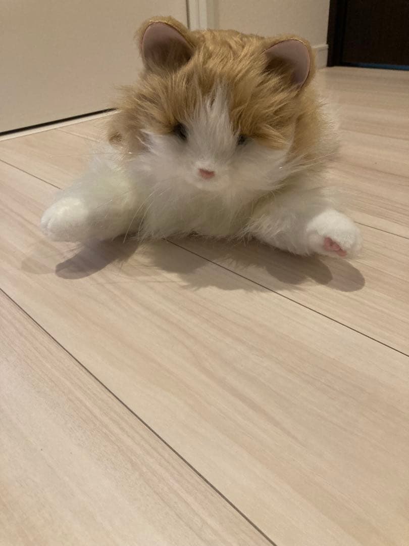 猫型ぬいぐるみ 茶色と白