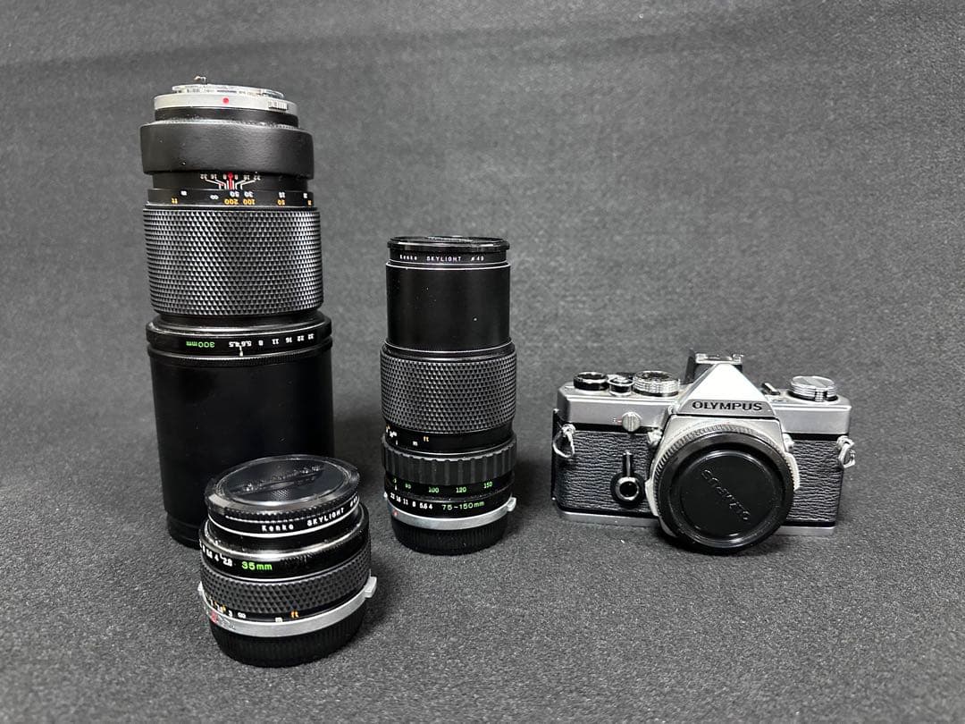 OLYMPUS OM-1三本レンズ 35mm 75mm-150mm 300mm