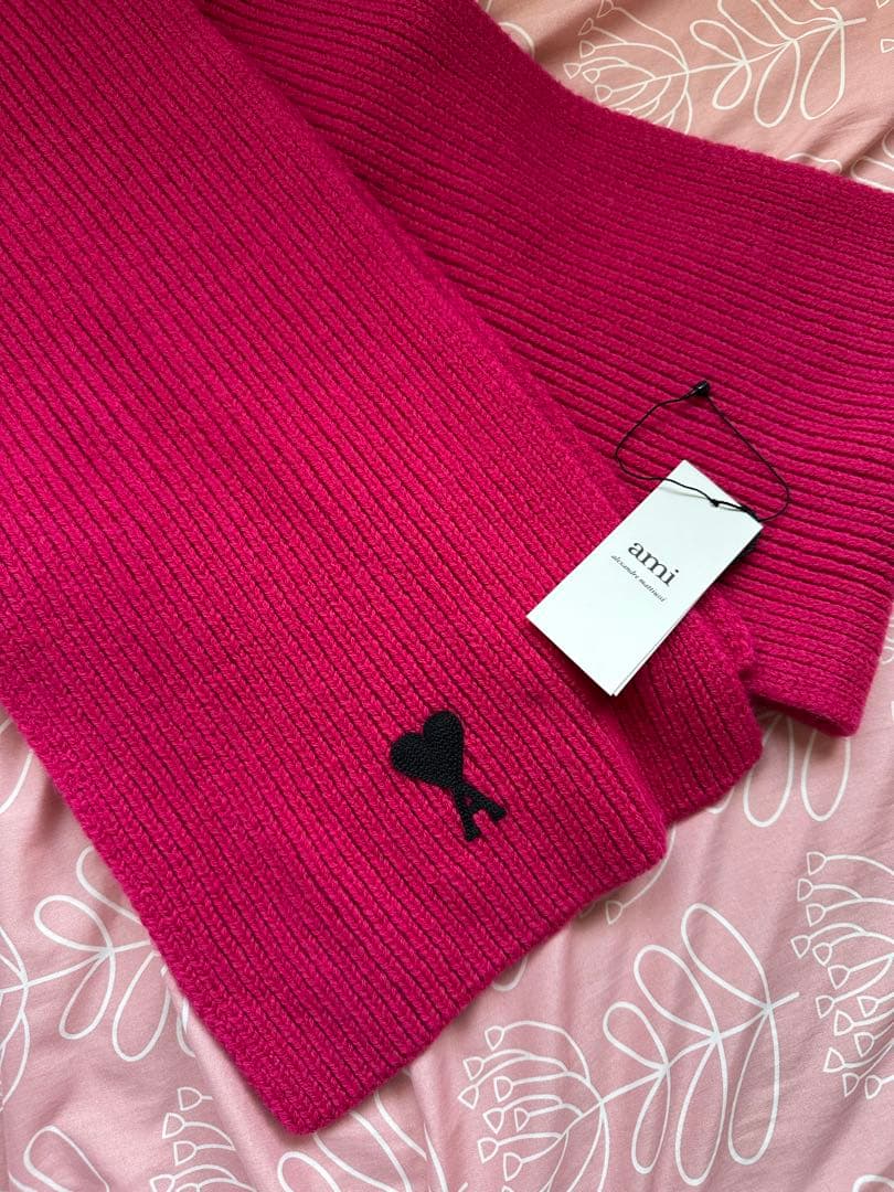 アミパリス　ami paris ピンク ハート刺繍 マフラー 最終価格