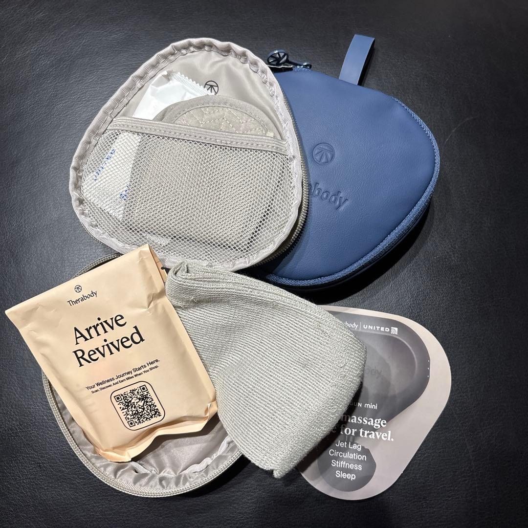 ビジネスクラス　アメニティポーチ　ANA JAL UNITED QATAR 等