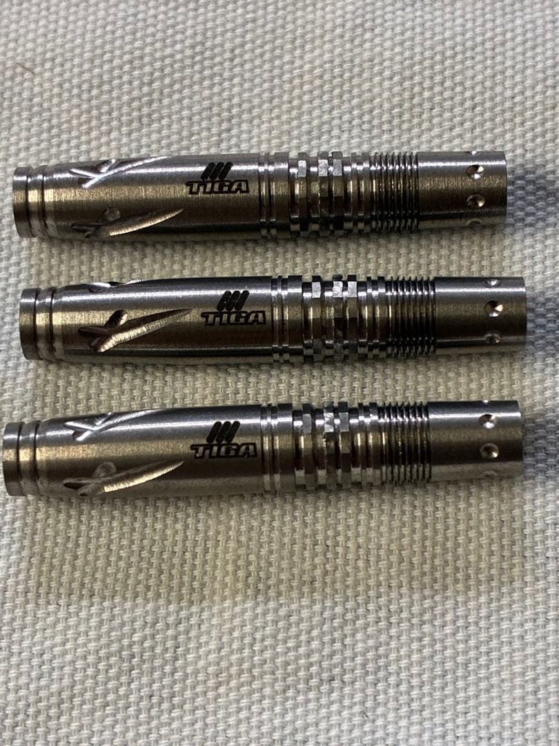 ダーツ　2BA TIGA 迦楼羅　KARURA