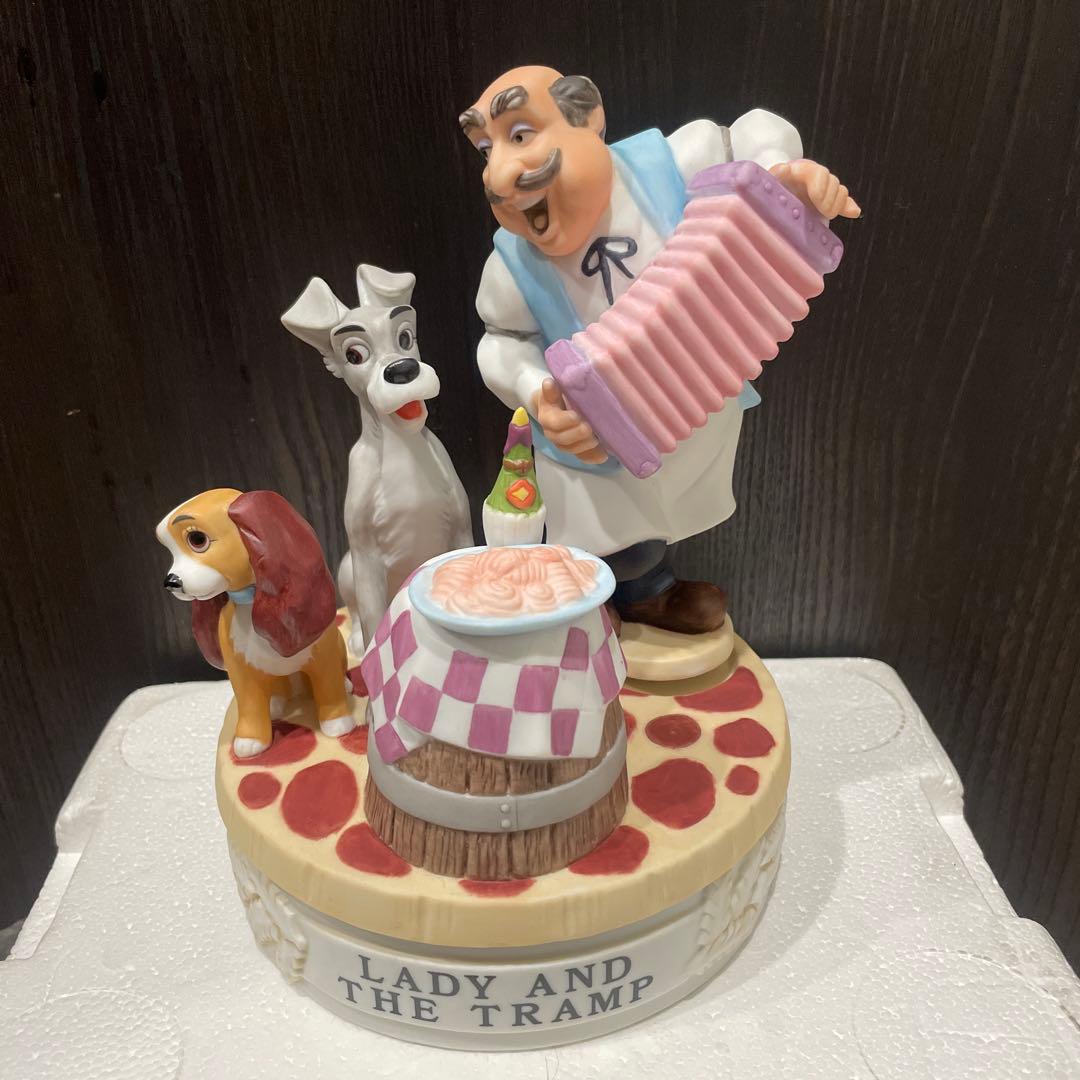 【専用】Lady and the Tramp フィギュア　オルゴール
