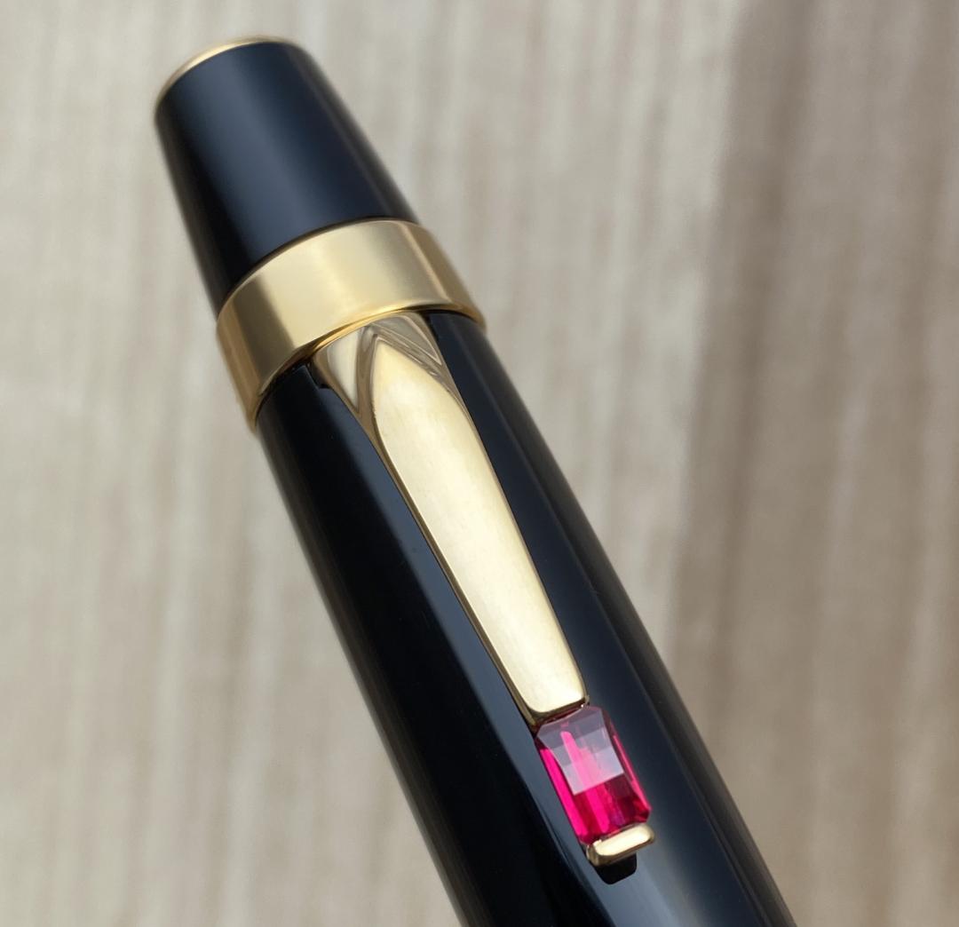 モンブラン ボエム ルージュ Rouge ゴールドｘブラックドイツ製 ボールペン