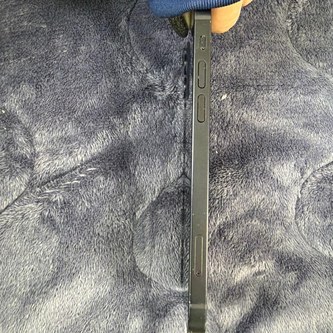 Apple iPhone 12 256GBブラック 本体