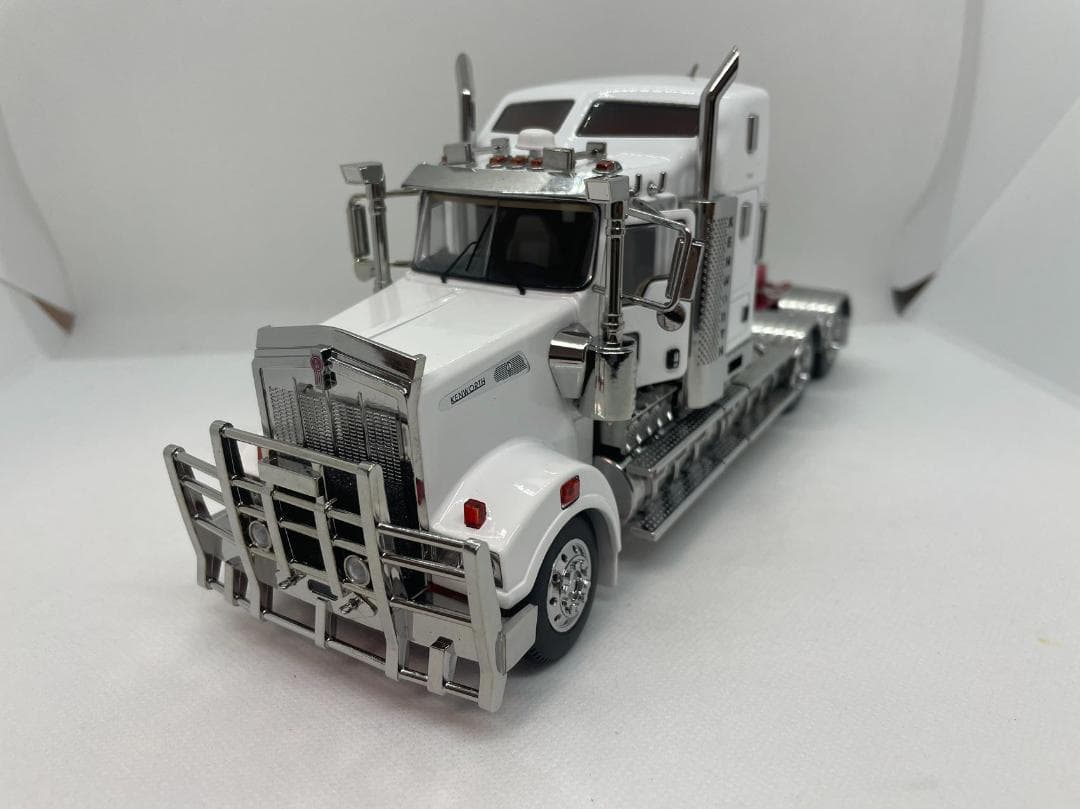 504-005 1/32 ケンワース T909 PRIME MOVER ホワイト