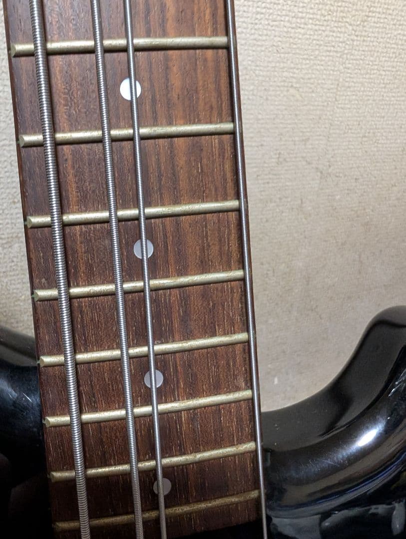 日本製 Fernandes FRBシリーズ エレキベース ミディアムスケール