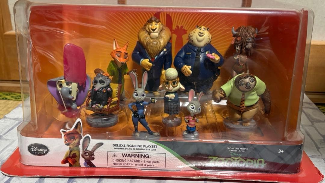 新品未開封ズートピア フィギュアセット ディズニーストア 公式