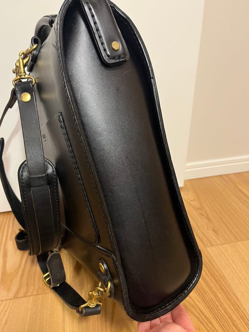 HERZ ダレスリュックM 黒　ビジネスバッグ