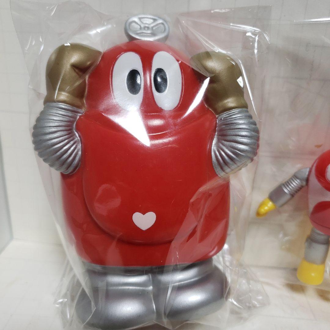 特撮ロボコン、はっちゃん、カブタック、ソフビフィギュアセットです。