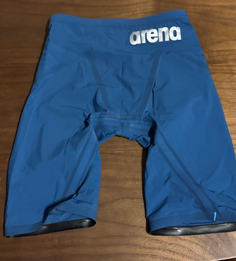 arena AQUAFORCESTORM Sサイズ