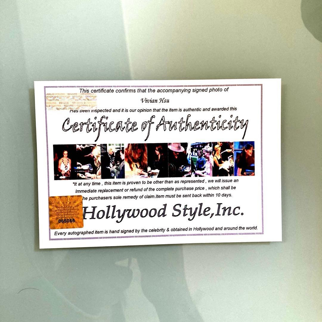ビビアン・スー直筆サイン入り2Lサイズ写真…Vivian Hsu…