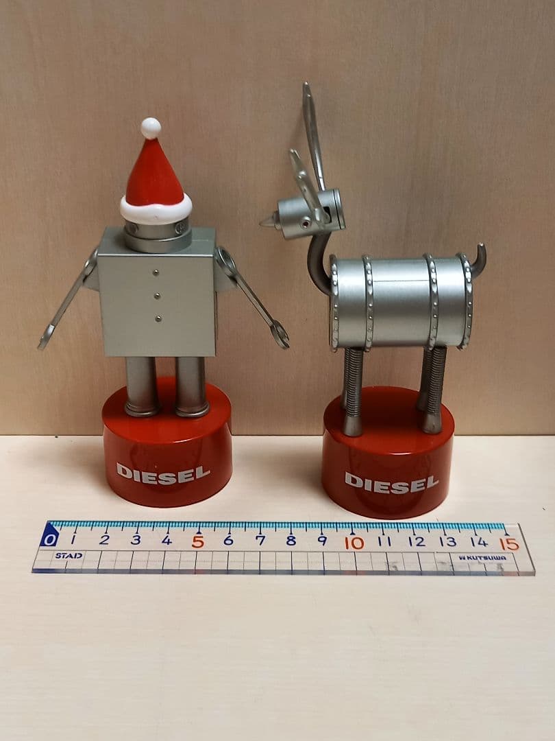 DIESEL　ディーゼル　クリスマス　サンタ　トナカイ